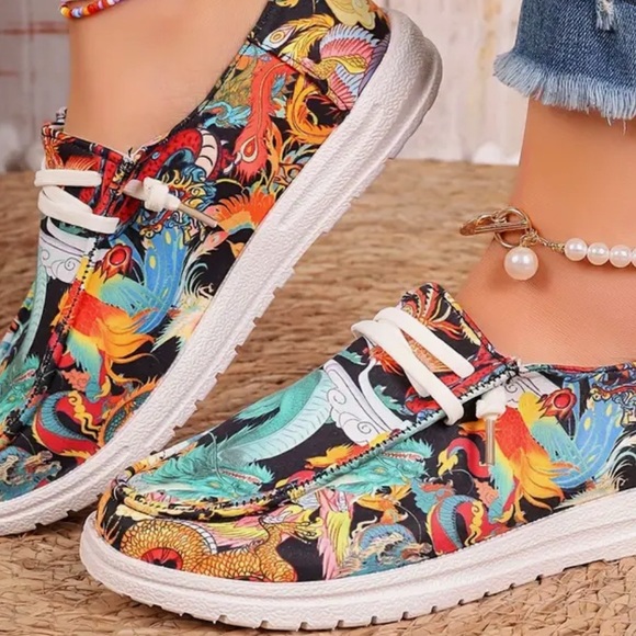 Shoes - NEW Women’s Dragon Phoenix Print Canvas Sneakers – Size 7 (37)